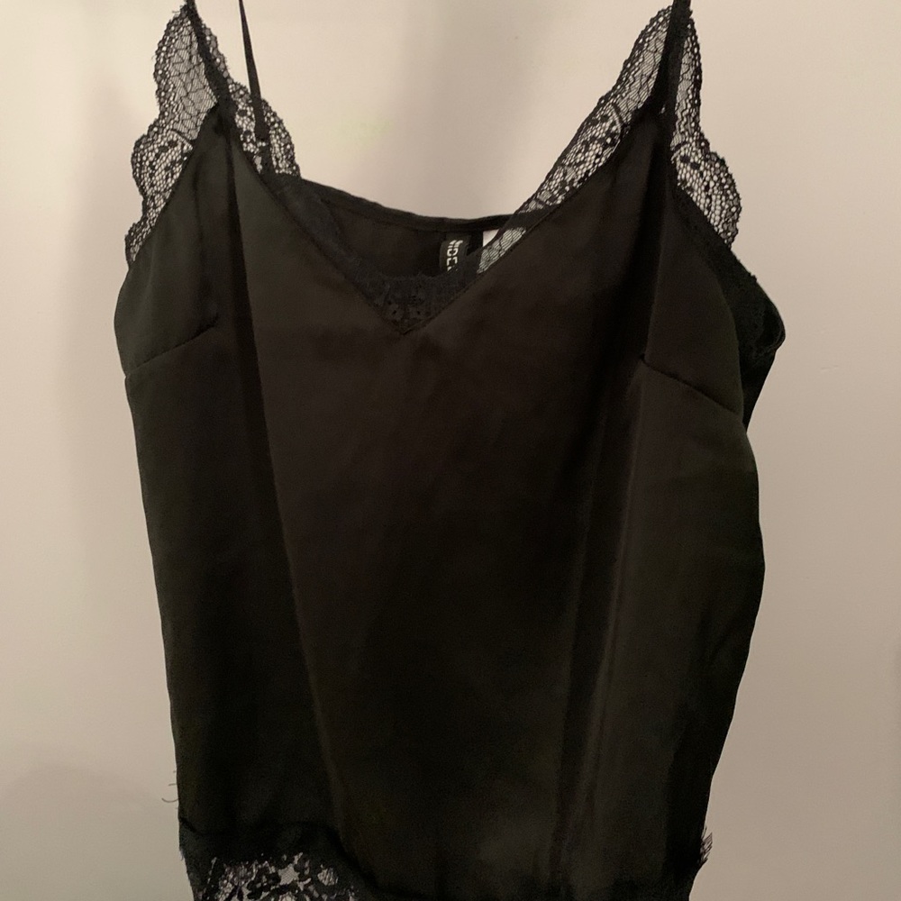 H&M lace cami